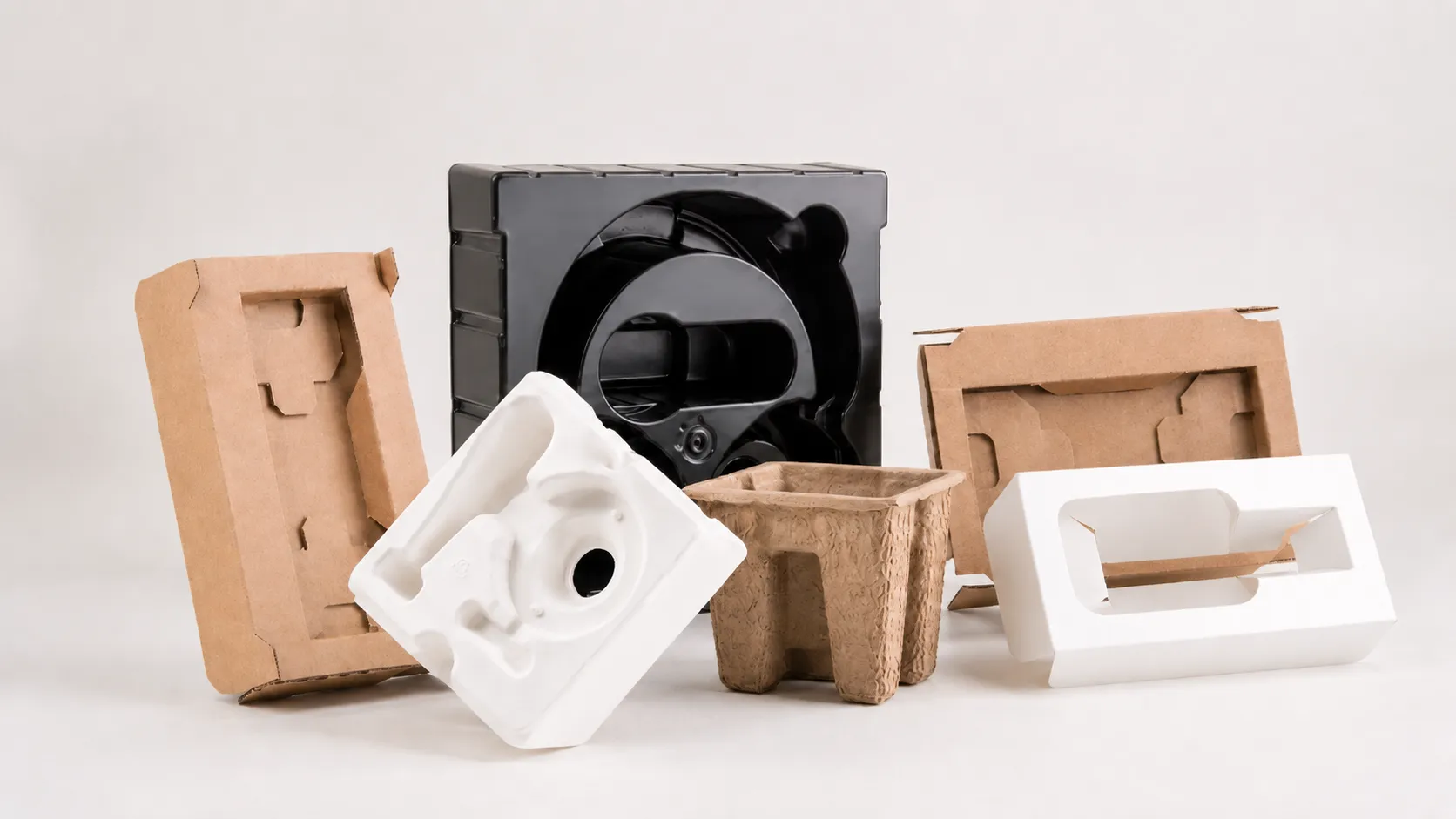 Precision-fit support designed around the exact dimensions of bottles, jars, tubes and accessories.