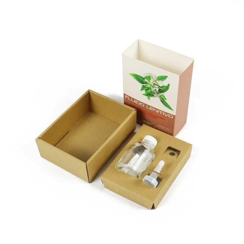 Disassembled view of custom essential oils boxes, showing outer lid, base tray and flat die‑cut kraft paper insert for essential oil bottle set